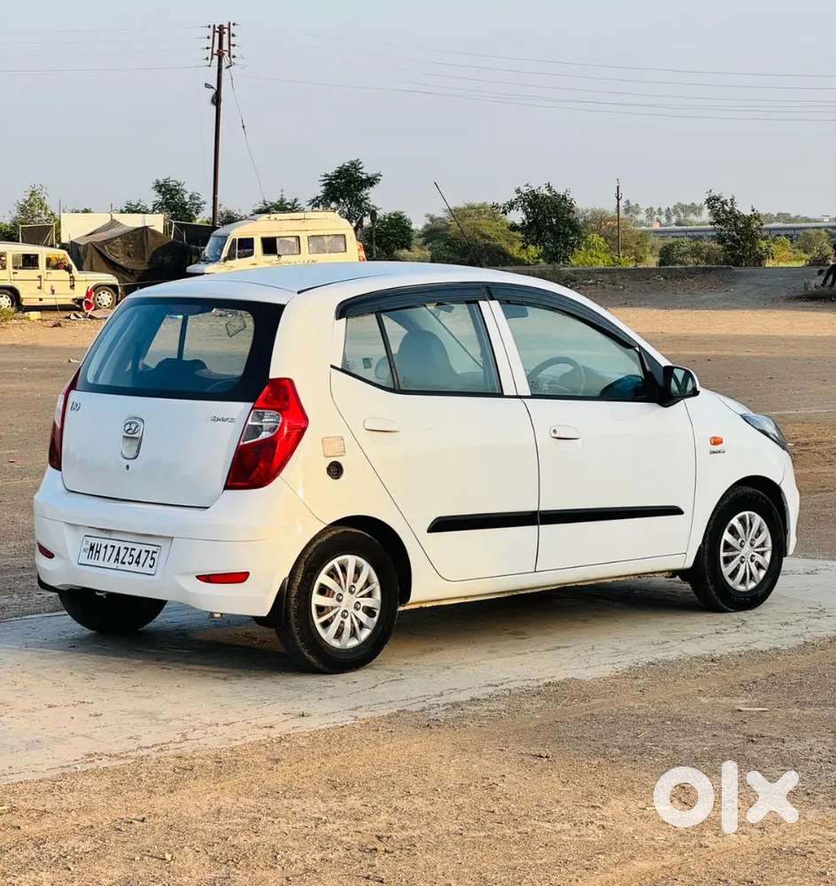 I10 Sportz Petrol/lpg 2015