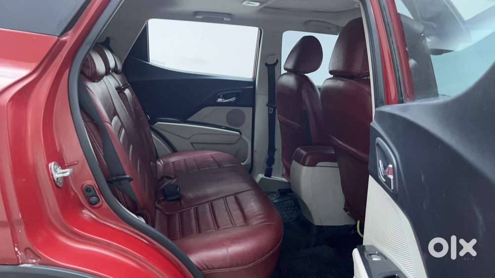 Mahindra Xuv300 W8 Option Diesel, 2022, Diesel