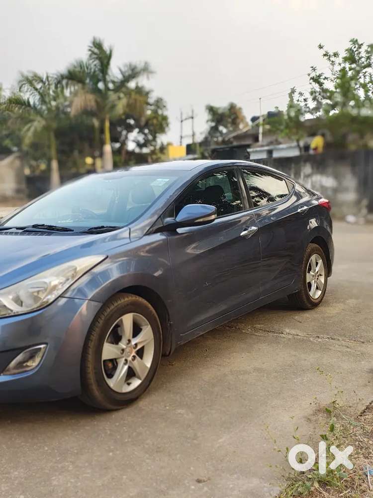 Hyundai Elantra 1.6 Diesel 2014 Model Premium Sedan