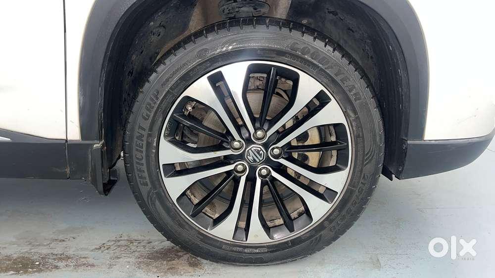 Mg Hector Plus 1.5 Sharp Turbo Cvt 6 Str, 2022, Petrol