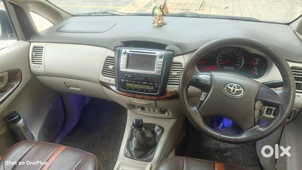 Toyota Innova 2.5 Vx 8 Str, 2012, Diesel
