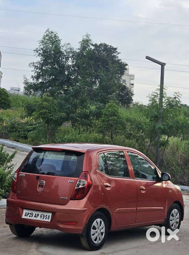 Hyundai I10 Sportz, 2011, Petrol