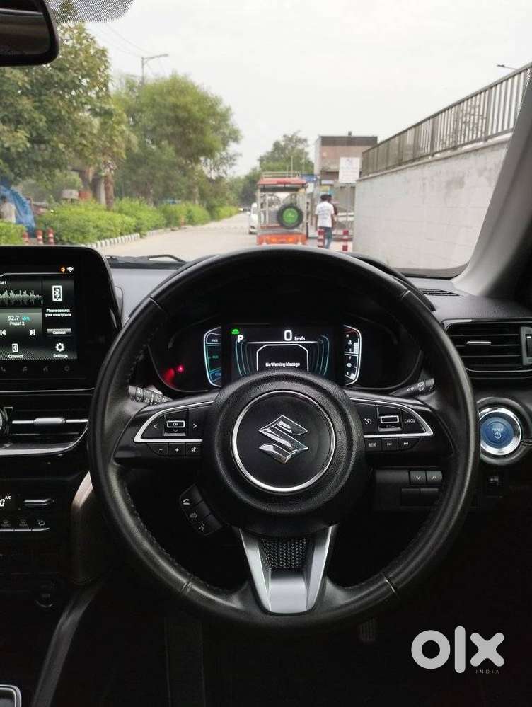 Maruti Suzuki Grand Vitara 1.5 Alpha Plus Intelligent Hybrid Ecvt, 2..