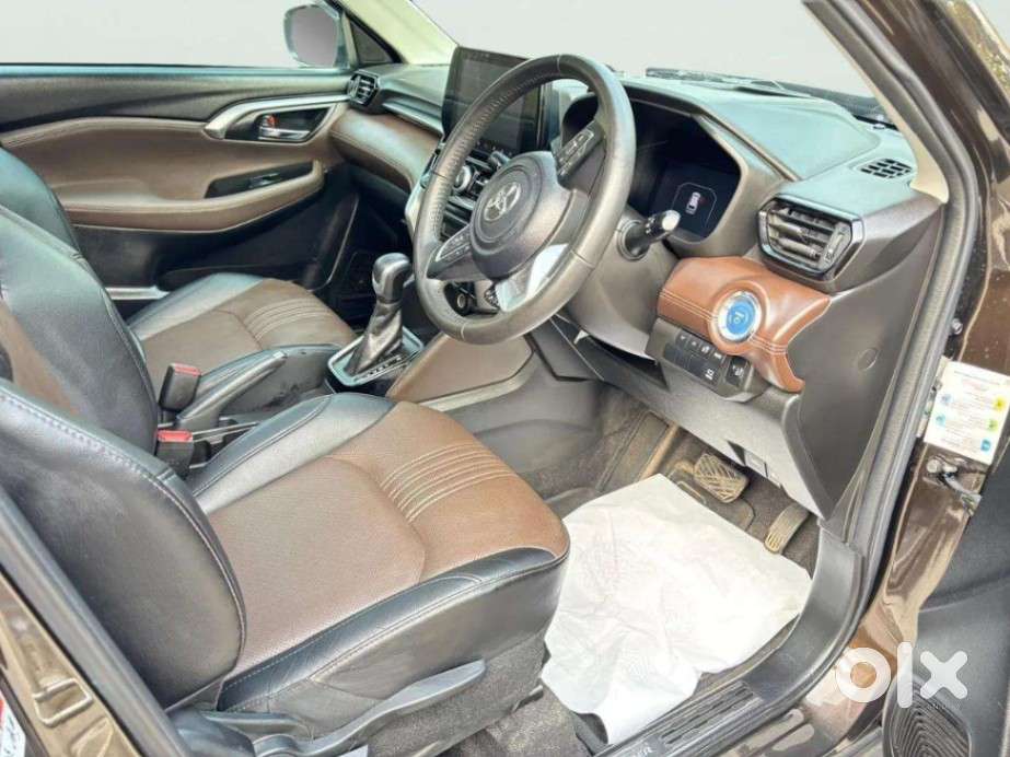 Toyota Urban Cruiser Hyryder V Hybrid Aero Edition, 2023, Petrol