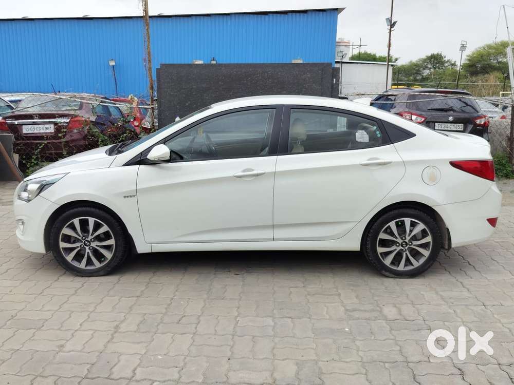 Hyundai Verna 1.6 Vtvt At Sx, 2016, Petrol