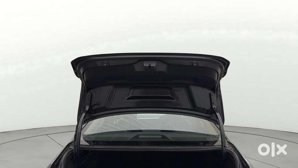 Volkswagen Virtus 1.0 Topline Tsi At, 2023, Petrol