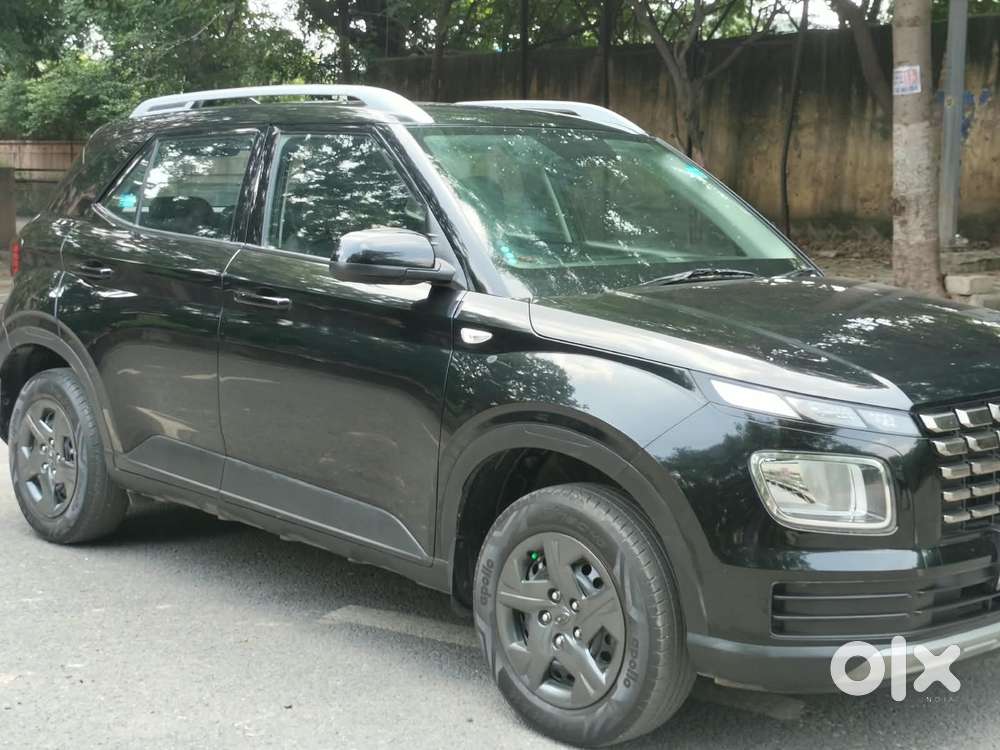Hyundai Venue 1.2 S (o), 2023, Petrol