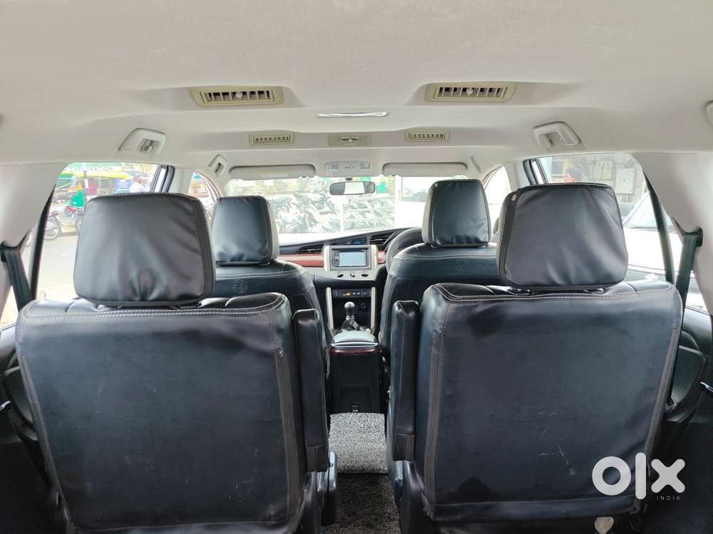 Toyota Innova Crysta 2.4 G Mt 7 Str, 2020, Diesel