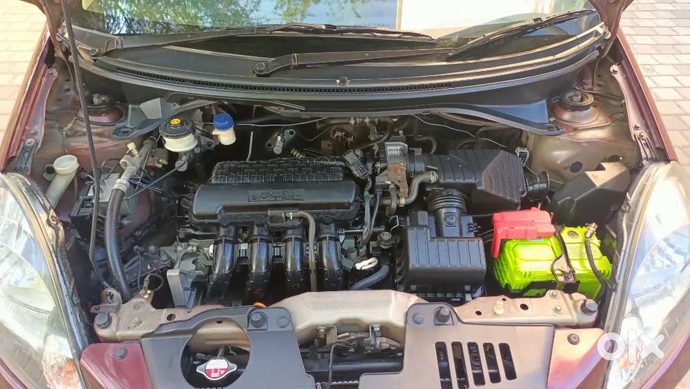 Well Maintained 2013 Honda Amaze