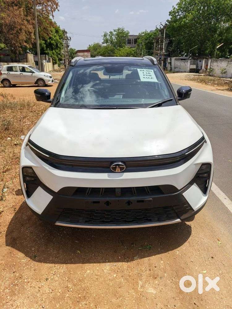 Tata Nexon Fearless Pr S 1.2 Revotron Petrol 7 Dca Dt, 2025, Petrol
