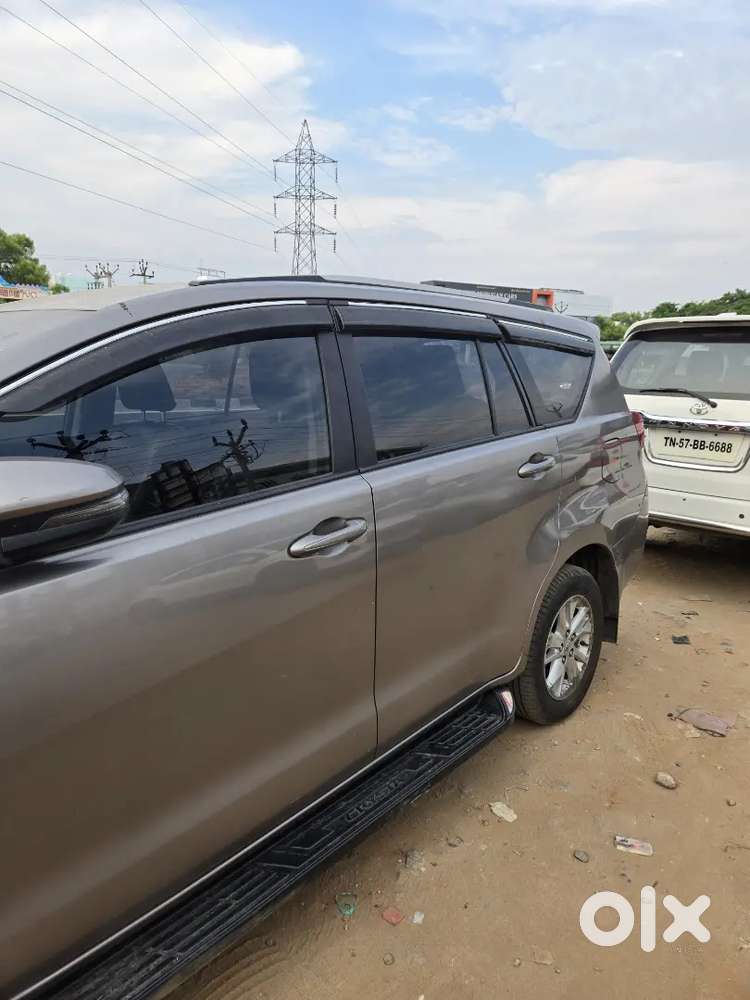 Toyota Innova Crysta 2024