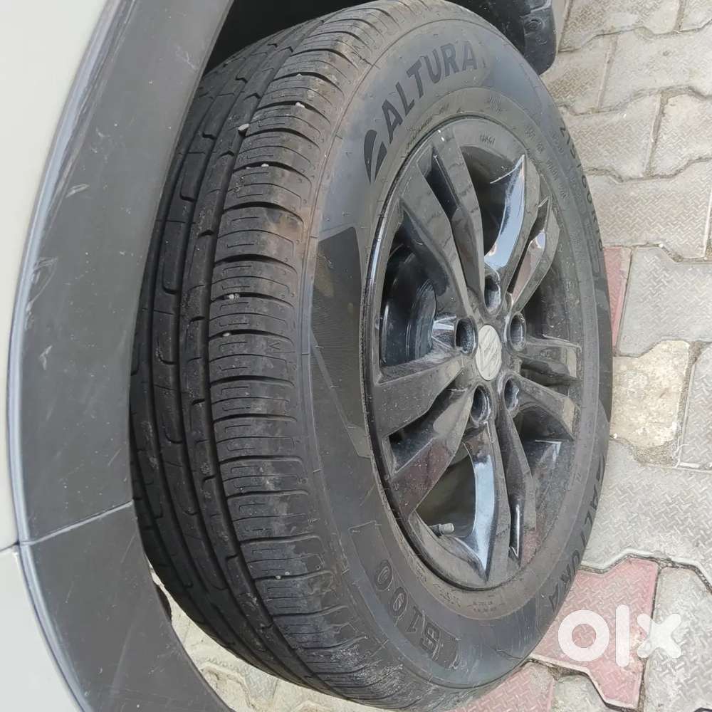 Well Maintained Car 1st Owner New Tyre With Alloy Wheels