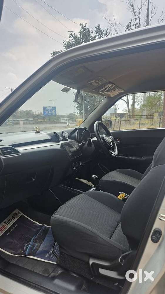 Maruti Suzuki Swift Vxi Optional, 2021, Petrol