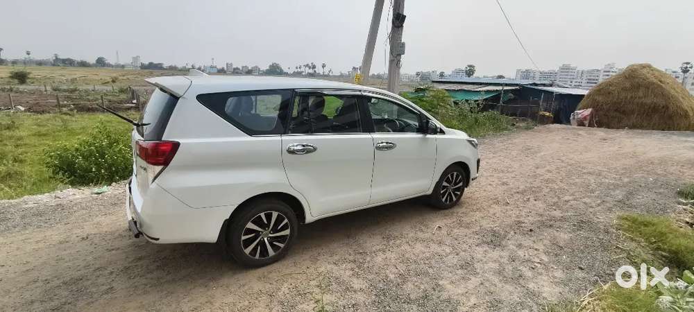 Toyota Innova Crysta 2022 Second Owner