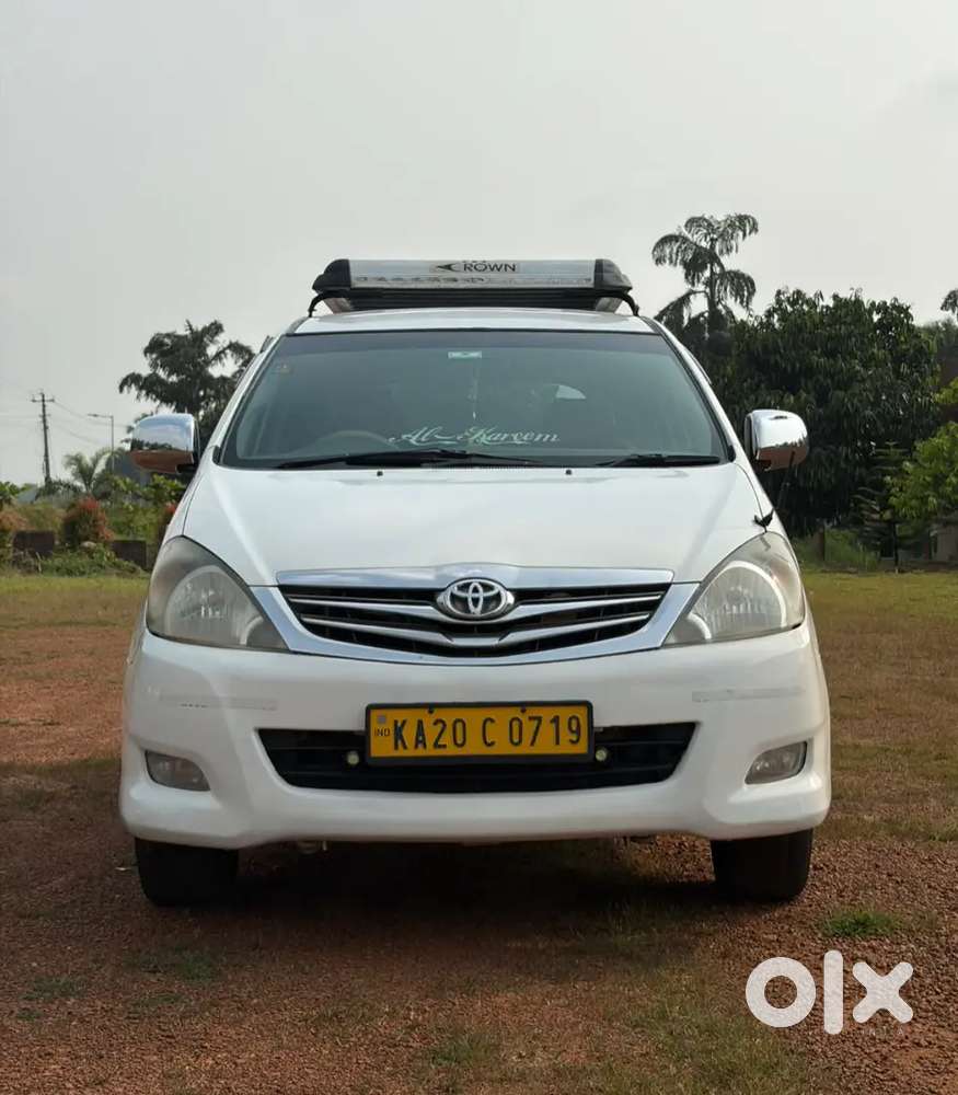 Toyota Innova 2011 Diesel Well Maintained