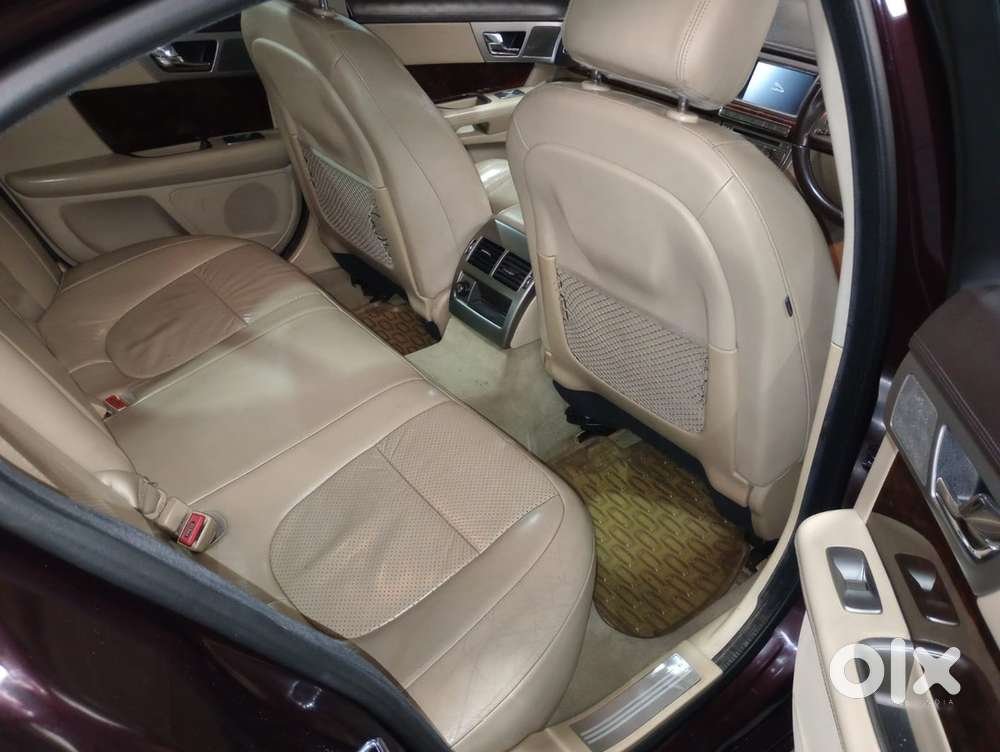 Jaguar Xf Diesel 2011 Year