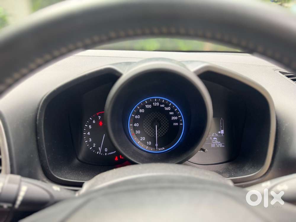 Hyundai Venue 2021 Petrol Well Maintained