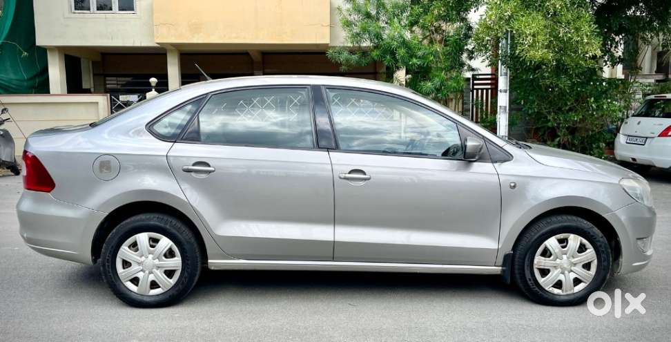 Skoda Rapid 1.6 MPI AT Ambition, 2014, Petrol