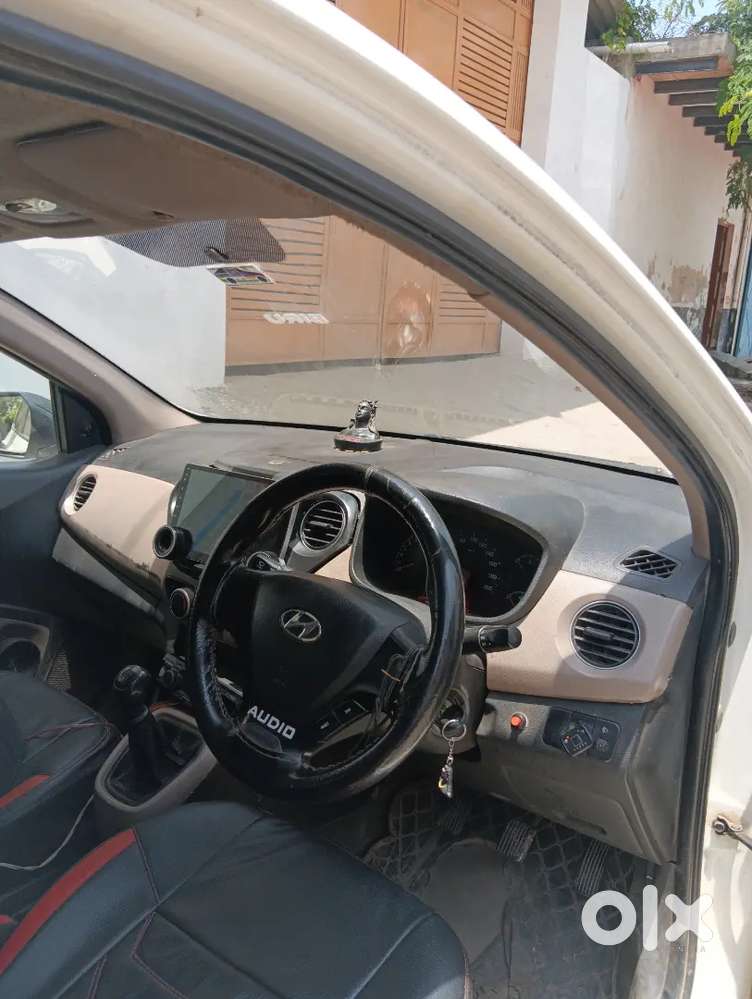 Car Is Okay 17 Inch Alloy With Continental Tyre Petrol + Cng 3031 Pass