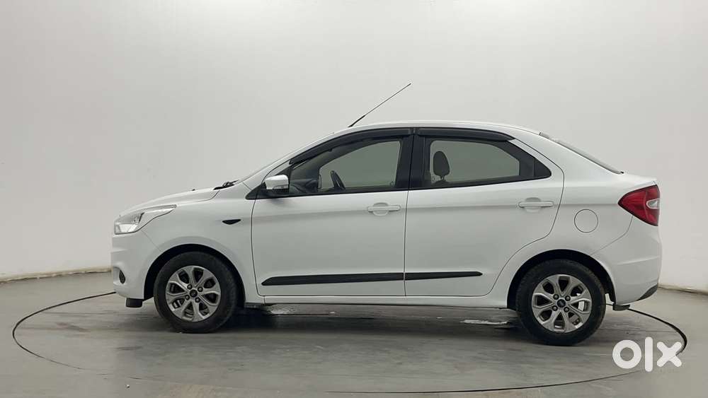 Ford Figo Aspire Titanium, 2017, Petrol
