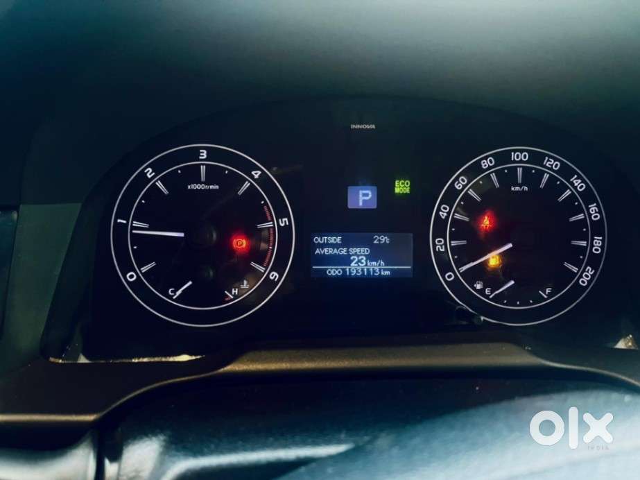 Toyota Innova Crysta 2.8 Gx At 7 Str, 2016, Diesel