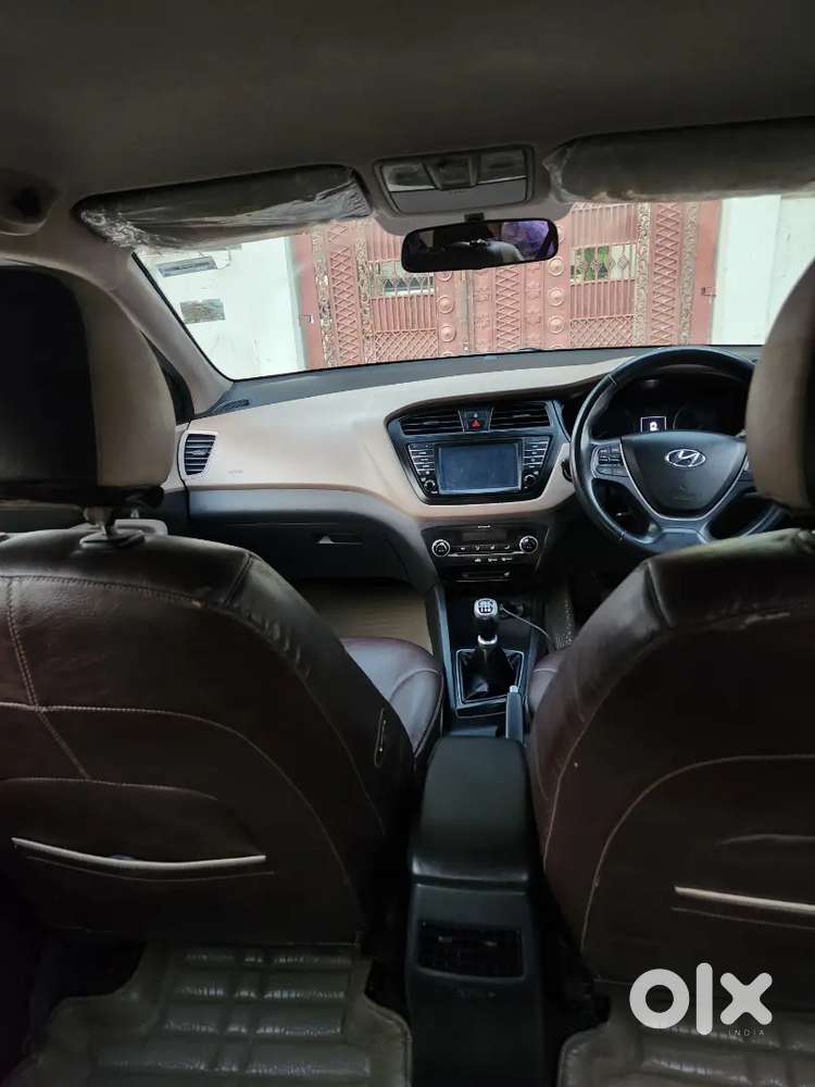 Hyundai Elite I20 2015 Petrol 70000 Km Driven Top Condition.