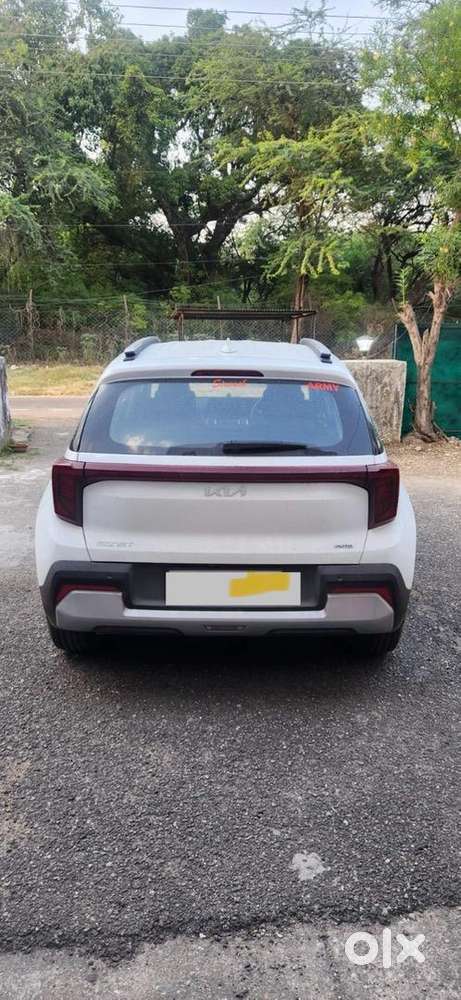Kia Sonet 2025 Diesel Automatic Just Like Brand New8900 Km Driven