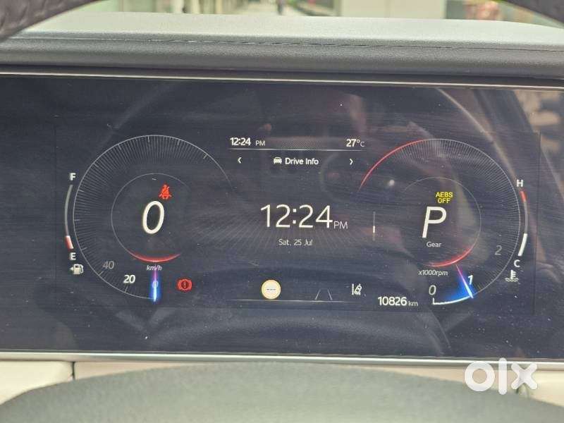 Mahindra Xuv700 Ax7l 6 Str At, 2024, Petrol
