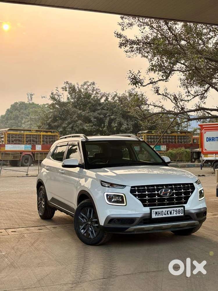 Hyundai Venue 2021 Diesel Well Maintained