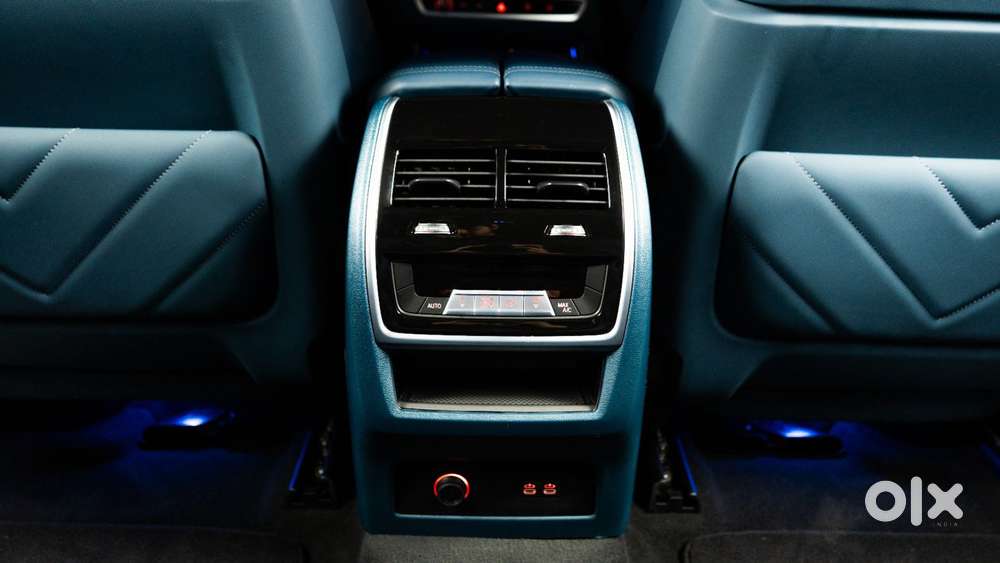 Bmw Xm Plug-in Hybrid, 2024, Petrol