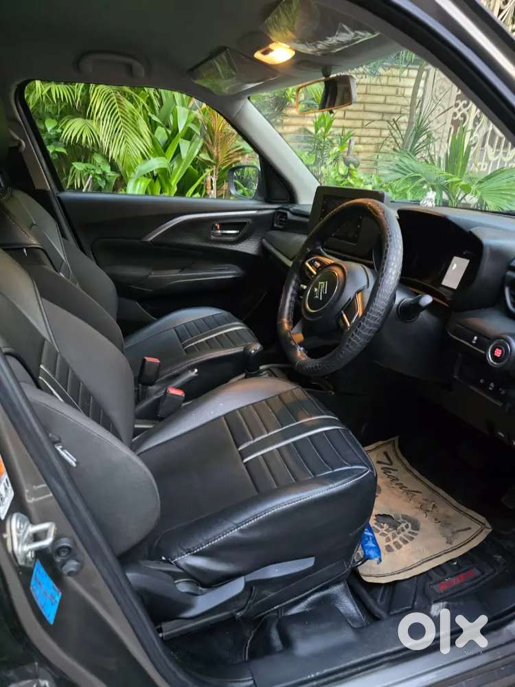 Maruti Suzuki Swift 2025 Zxi Petrol Auto Gujarat Registration