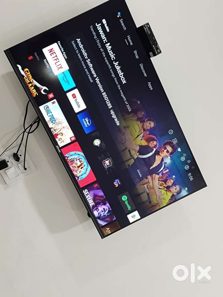 43” 4K HDR Smart LED TV  Premium Big Screen  Smart OS  WiFi