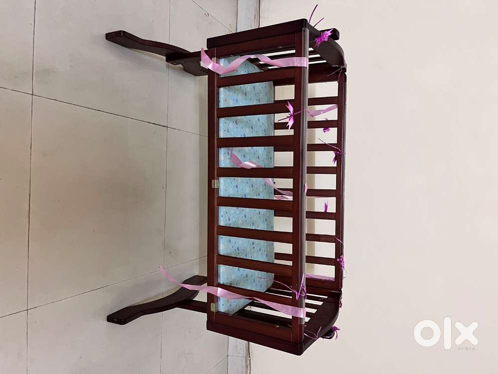 Brand New baby cot LuvLap wooden with mattress