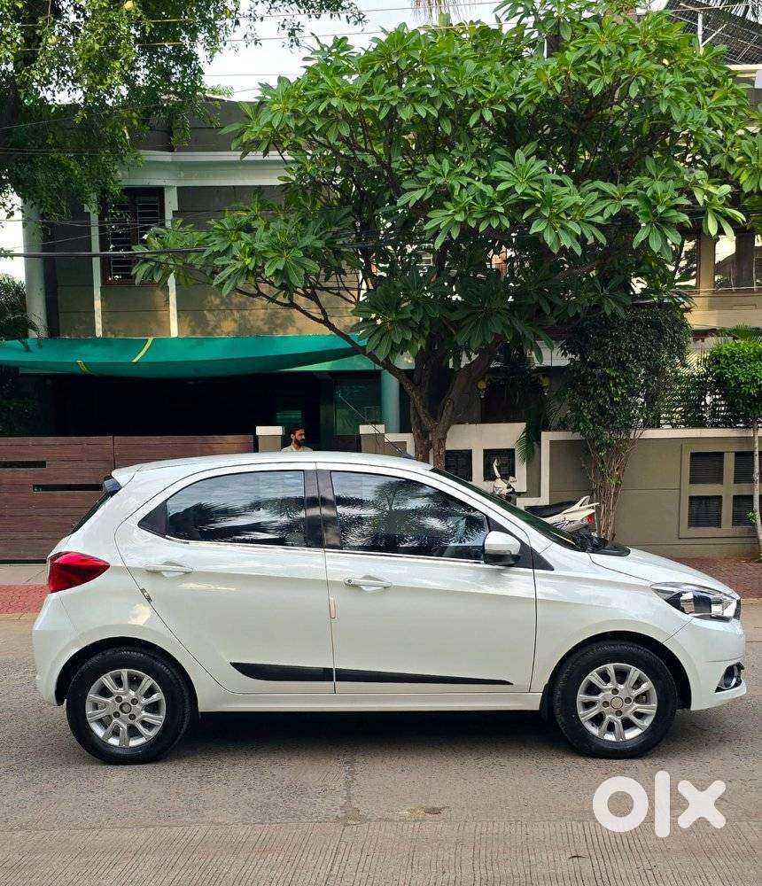 Tata Tiago 1.2 Revotron Xt (o), 2018, Petrol