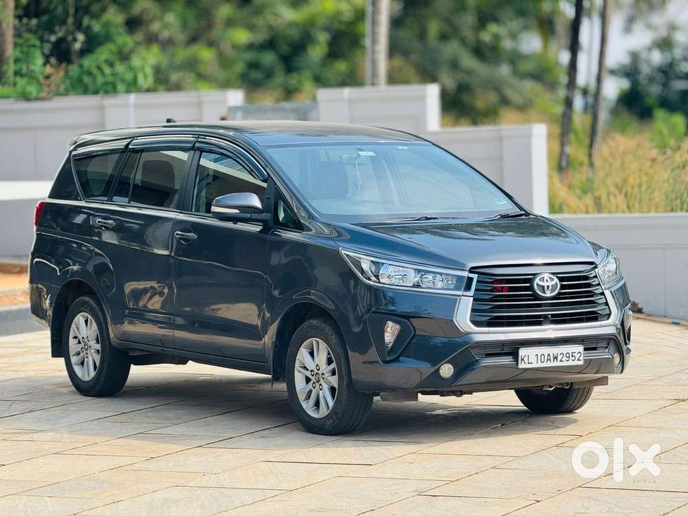 Toyota Innova Crysta 2.8 Gx At, 2016, Diesel