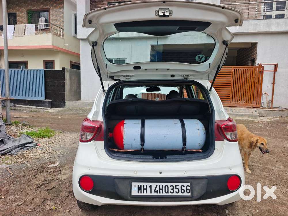 Hyundai Grand I10 Cng + Petrol