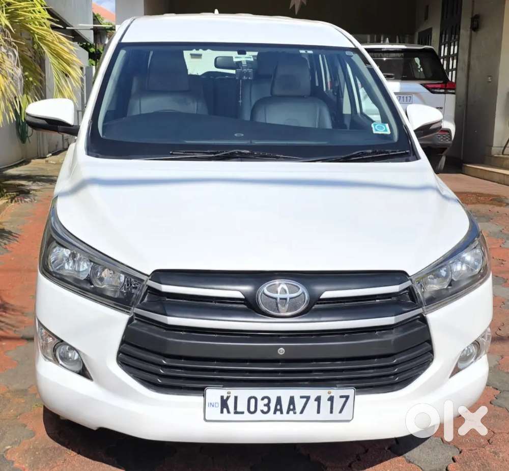 Toyota Innova Crysta 2.8 Gx 2016 Single Owner