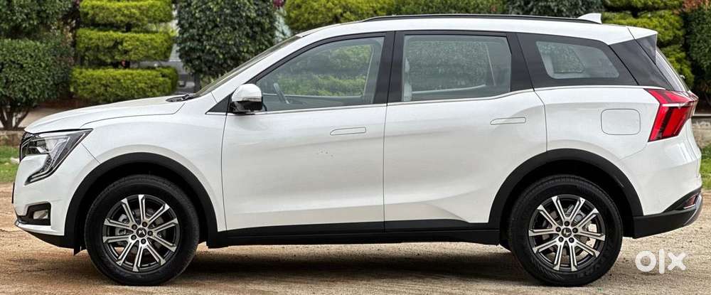 Mahindra Xuv700 2.2 Ax 7 Diesel At Luxury Pack Str, 2024, Diesel