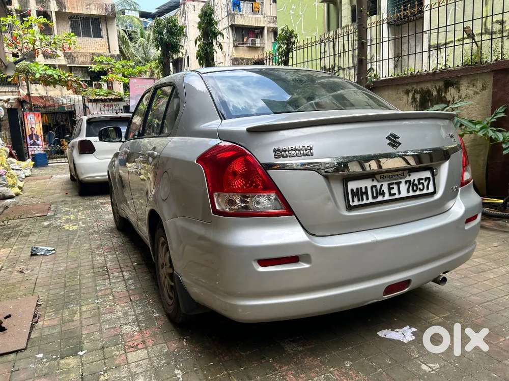 Swift Dzire Vxi 2011 Grey  Petrol + Cng  Insurance & Puc Valid
