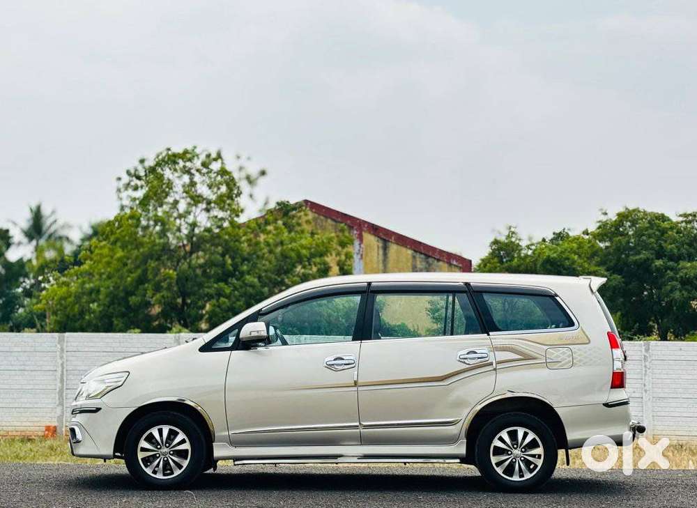 Toyota Innova 2.5 Z Diesel 7 Seater, 2015, Diesel