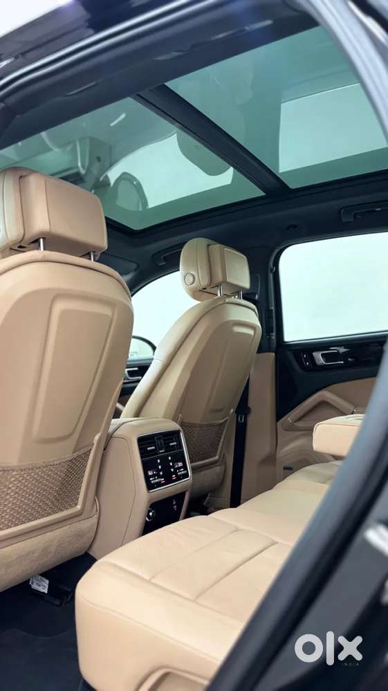 Porsche Cayenne, 2023, Petrol