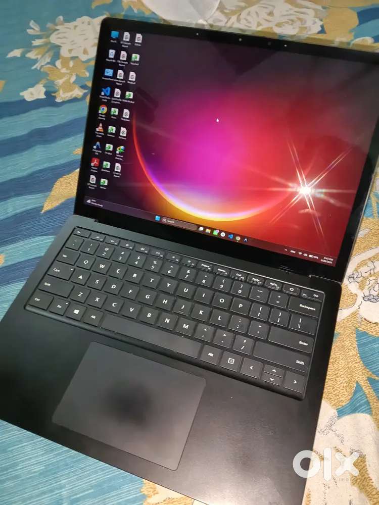Microsoft Surface 4 Pro, Super Slim Laptop