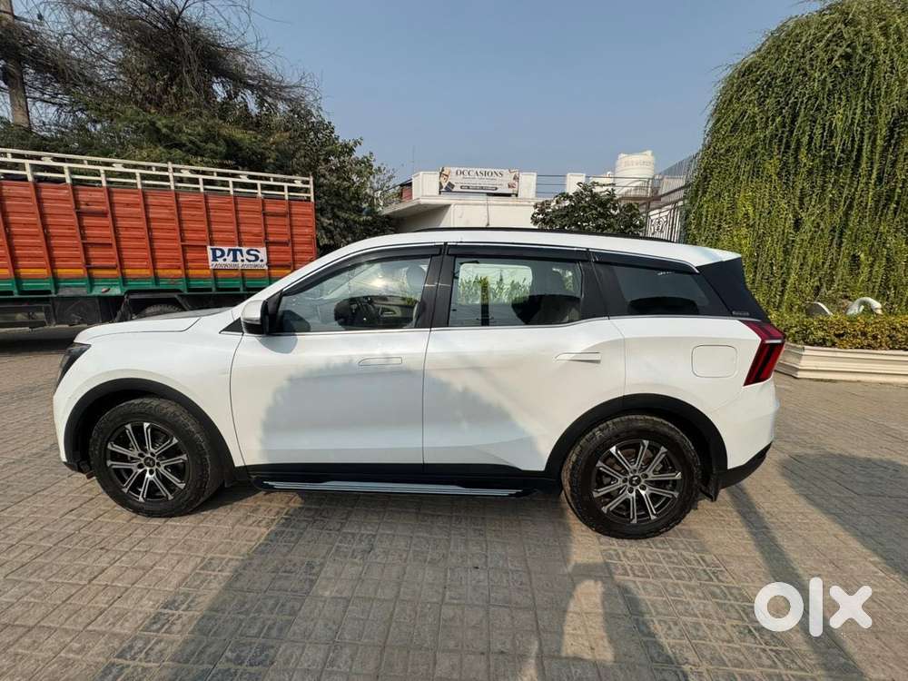 Mahindra Xuv700 2.2 Ax 7 Diesel Mt Str, 2023, Diesel