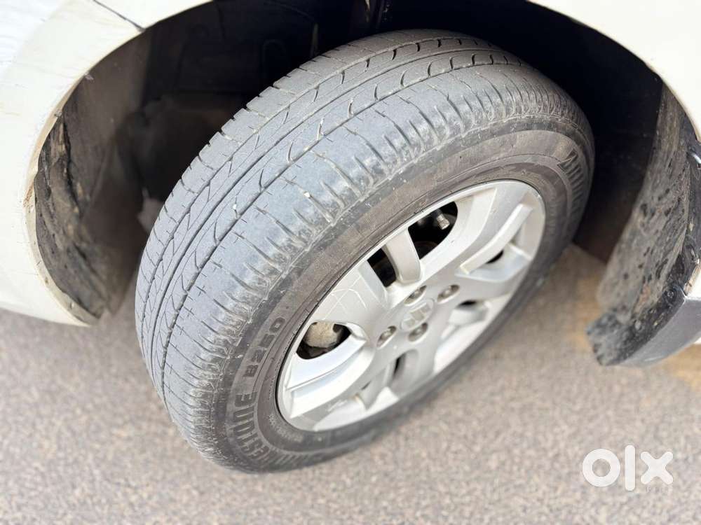 Maruti Suzuki Swift Dzire Zdi Bsiv, 2012, Diesel