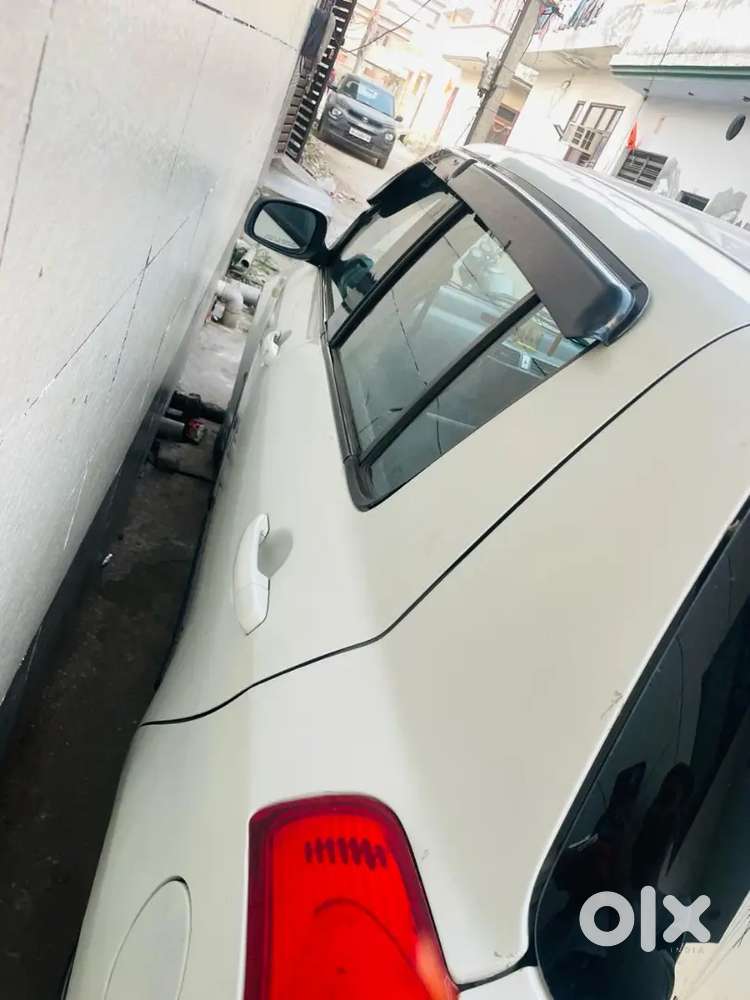 Maruti Suzuki Swift 2010