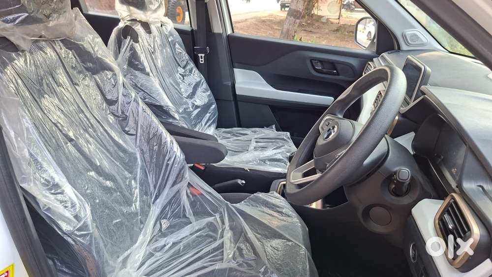 Tata Punch 1.2 Revotron Accomplished Camo Dazzle, 2025, Cng & Hybrid..