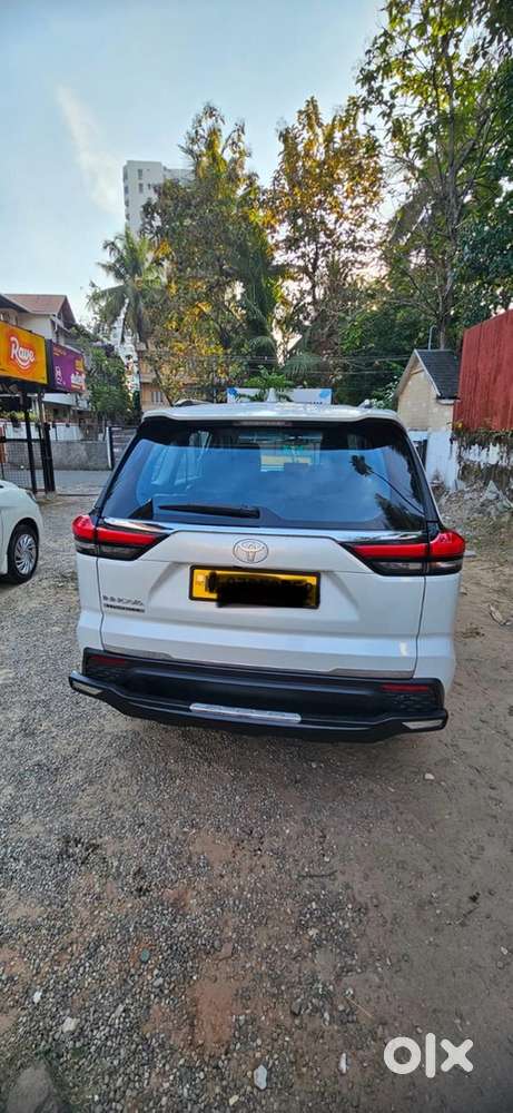 Toyota Innova Hycross 2024 Excellent Condition Immediate Sale
