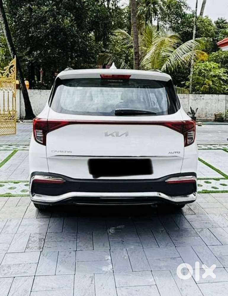 Kia Carens Luxury (o)1.5 Diesel At 7 Str, 2022, Diesel