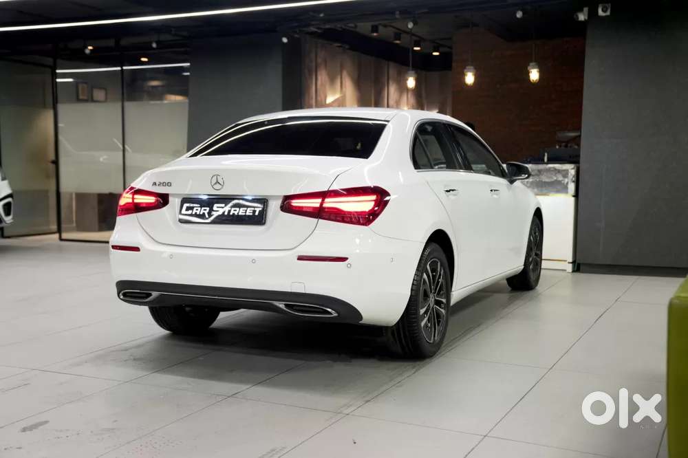 Mercedes-benz A-class Limousine 200, 2025, Petrol