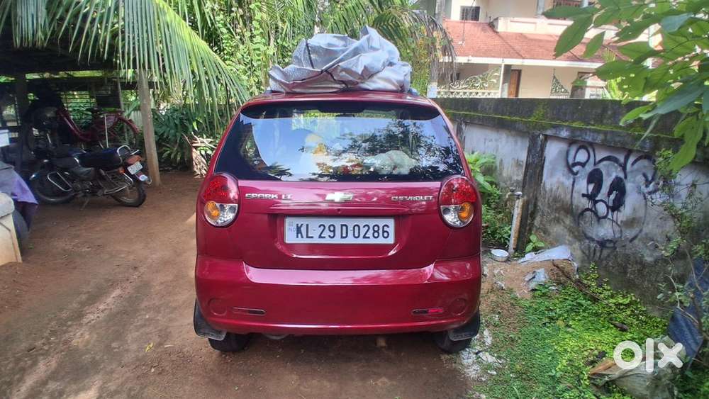 Chevrolet Spark Petrol 2011